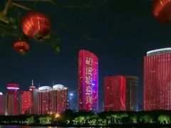 -万绿园