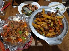 -东来菜馆•手抓海鲜家常菜•海鲜锅贴(鸽子窝店)