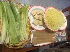 -仙座·重庆市井火锅(惠多港店)