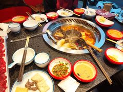 -醉董牛川派鲜肉自选火锅(烟台店)