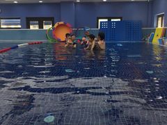 -龙格亲子游泳·水育早教运动中心(绿城店)
