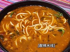 -香巴拉云南餐厅(华莱坞店)