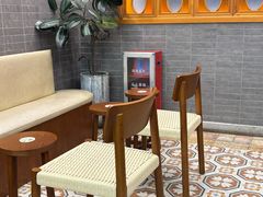 -茶理宜世(乐峰广场·尝乐集店)