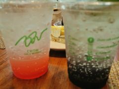 -Chom Cafe and Restaurant