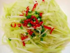 -爱的果实月嫂育婴师(世纪东方店)