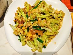 -老周家酱卤猪蹄私房菜(克拉玛依西街店)