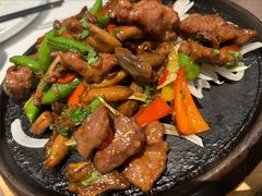 铁板金不换牛肉鹿茸菇-港丽餐厅(来福士店)