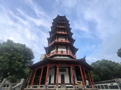 -绳金塔