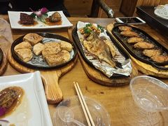 -老东镇啤酒屋海鲜加工·蒸汽海鲜·海鲜烧烤(台东店)