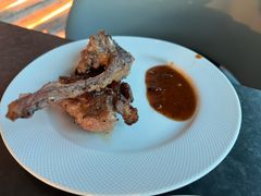 -亚洲国际大酒店·云顶阁旋转自助餐厅