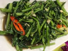 -Dang restaurant (patong phuket)