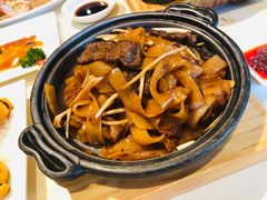 干炒牛河-利苑酒家(金宝店)