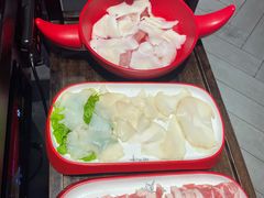 -醉董牛川派鲜肉自选火锅(烟台店)