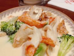 -8PINTS八品脱·日料·烧鸟·精酿小酒馆(莘庄店)