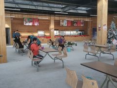 -荣盛康旅野三坡滑雪场