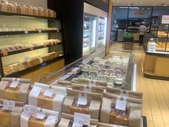 面包甜点陈列柜-御蝶坊生日蛋糕KNAC(创业店)