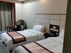 -兴芮温泉度假区