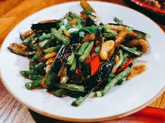 -柴窝堡22号辣子鸡·传承新疆菜