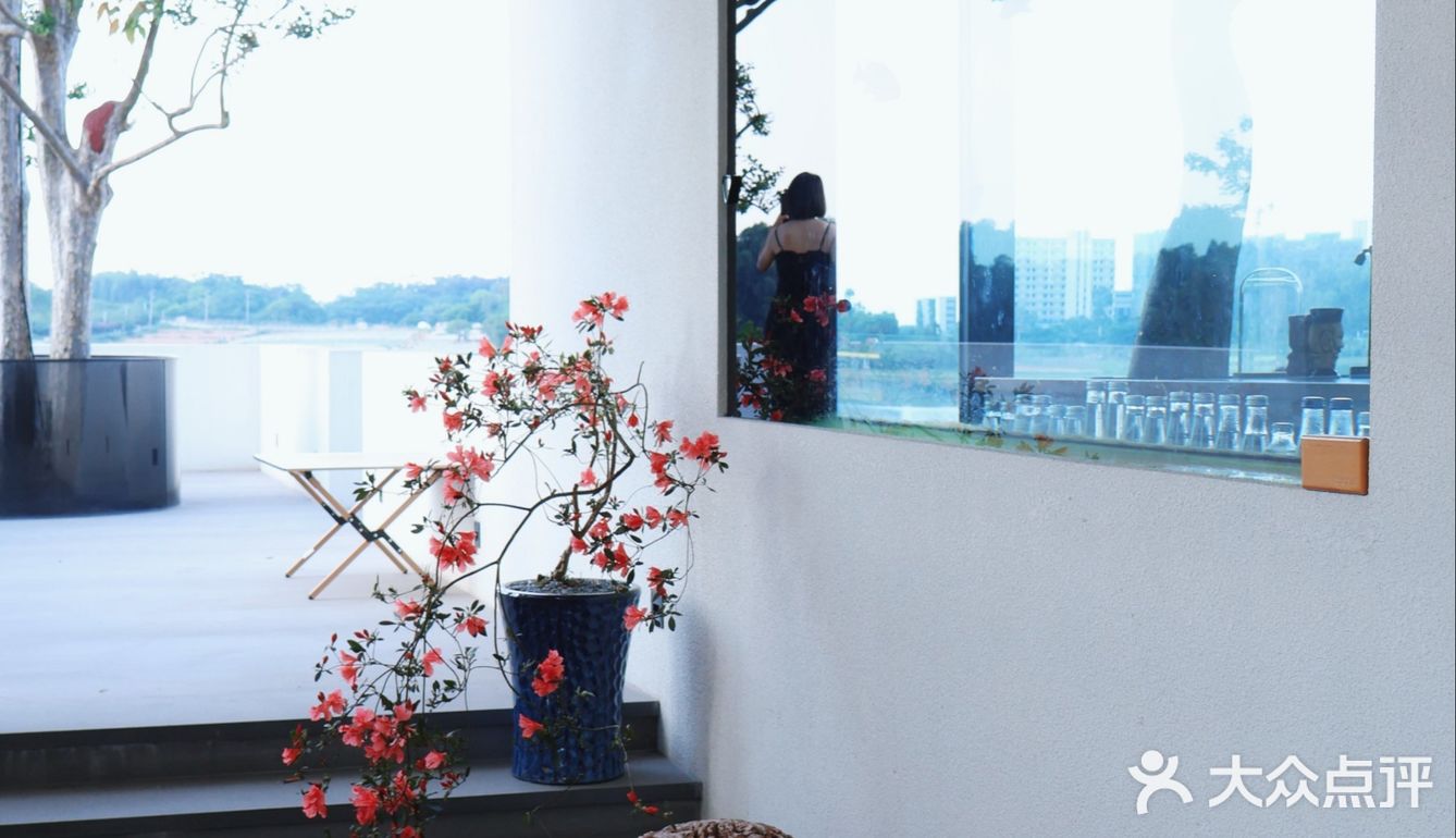 一秒梦回洱海|湖畔别墅区里咖啡店