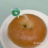 小小的一个但是很扎实 碱水味刚刚好 「红茶奶酥」