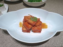-虹潮荟·餐桌上的美食地理(太阳宫店)
