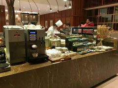 -南湖名都·景湖轩全日制餐厅·海鲜自助·东南亚风味·临湖而食