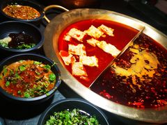 -九鼎轩脆毛肚火锅(南京东路店)