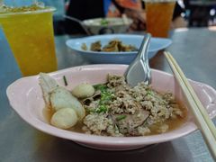 -榮泰米粉湯(Left Shop)