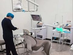-武汉仁爱口腔(光谷店)