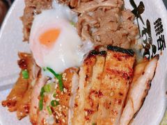 大碗过瘾双拼-熊吞·大碗丼烧肉饭(西市场嘉华店)