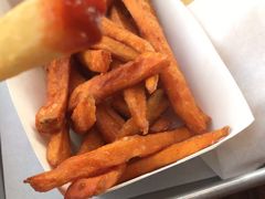 红薯条-FATBURGER 特富客汉堡(外交公寓店)