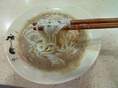 董姐鲜鱼糊汤粉-户部巷小吃(中商徐东平价广场店)