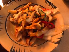 -Cuc Gach Quan Restaurant