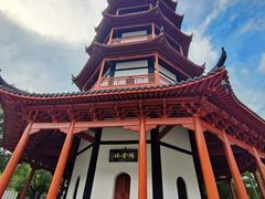 -绳金塔