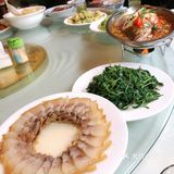 位于黄山徽州区富溪乡 由于大众点评没有准确农家乐定位