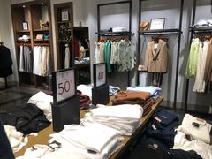 -Massimo Dutti(曲江银泰店)