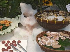 -川骄海鲜自助(王府井奥莱UP TOWN店原世界之花店)