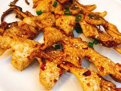 -覃记海鲜美食餐厅