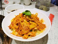 香辣牛板筋-老佛爷铜炉蛙锅(海岸城店)
