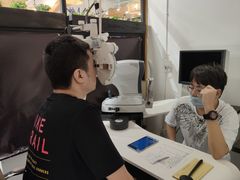 -肆兮眼镜·蔡司·徕卡战略合作店(大坪店)