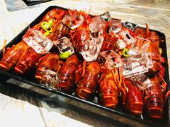 -巴厘龙虾·榜首油焖大虾(音乐学院·沿江酒馆店)