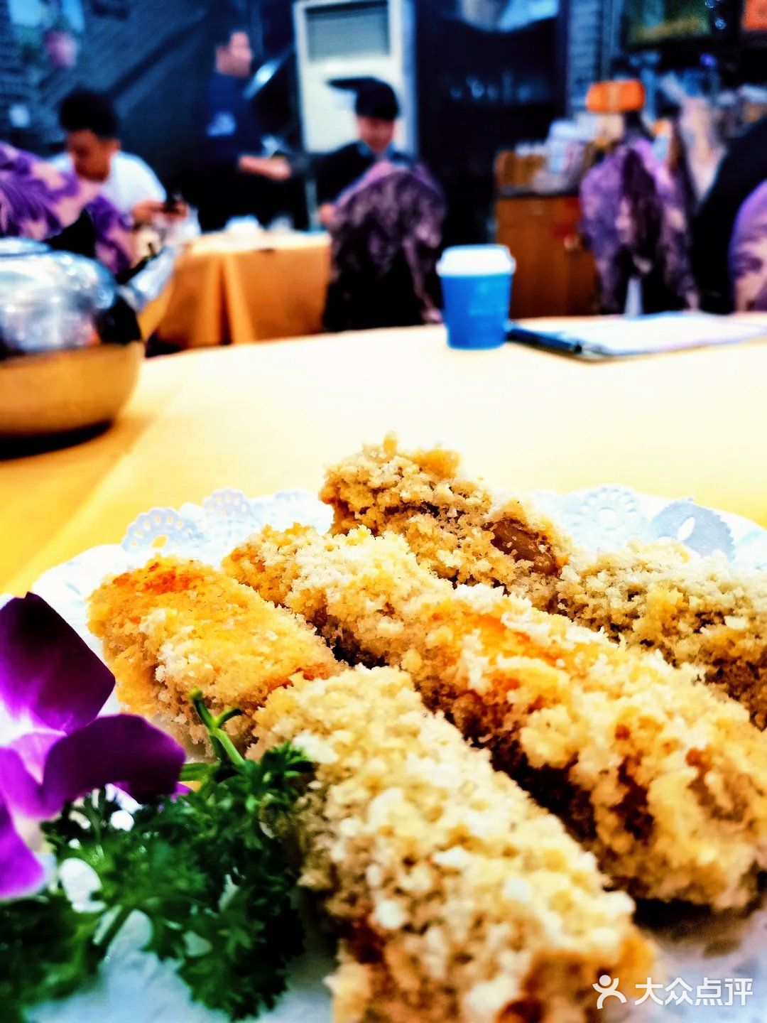 【濠江】在广州吃地道潮汕砂锅粥🍲