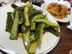 酸辣瓜条-清真永恒华威肉饼(潘家园店)