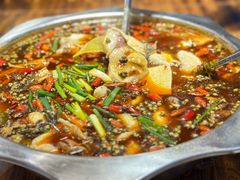 -乡土特色.冷锅鱼.牦牛肉汤锅