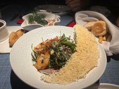 -弦月窗LUNETTE BY AMANDA(复兴路店)