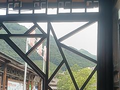 -安吉龙王山峡谷漂流