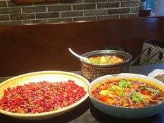 -万重锦·人文川菜馆(骡马市店)