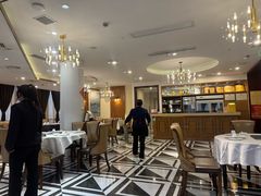 -老人和饭店(淮海中路店)