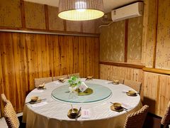 -深山老屋(国顺东路店)