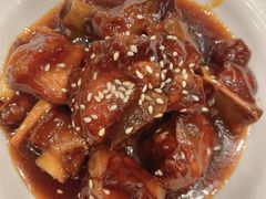 -侬佳蒸菜馆(听潮店)